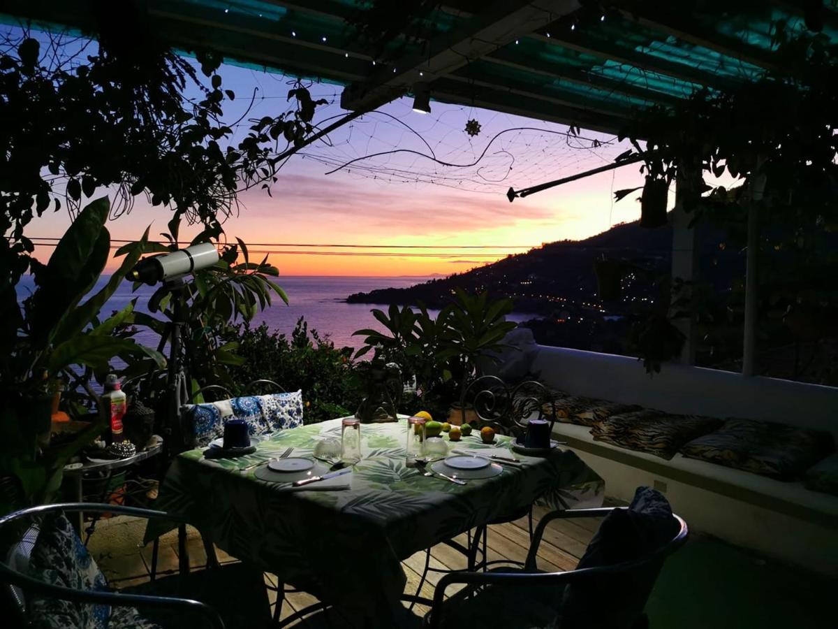 Romantic Casa Lorenzina Affittacamere Ventimiglia Buitenkant foto