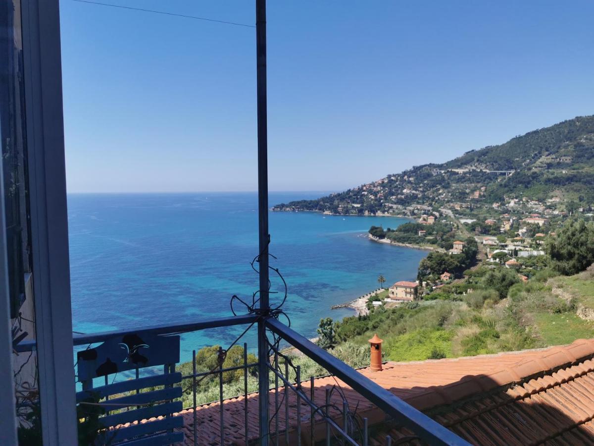 Romantic Casa Lorenzina Affittacamere Ventimiglia Buitenkant foto