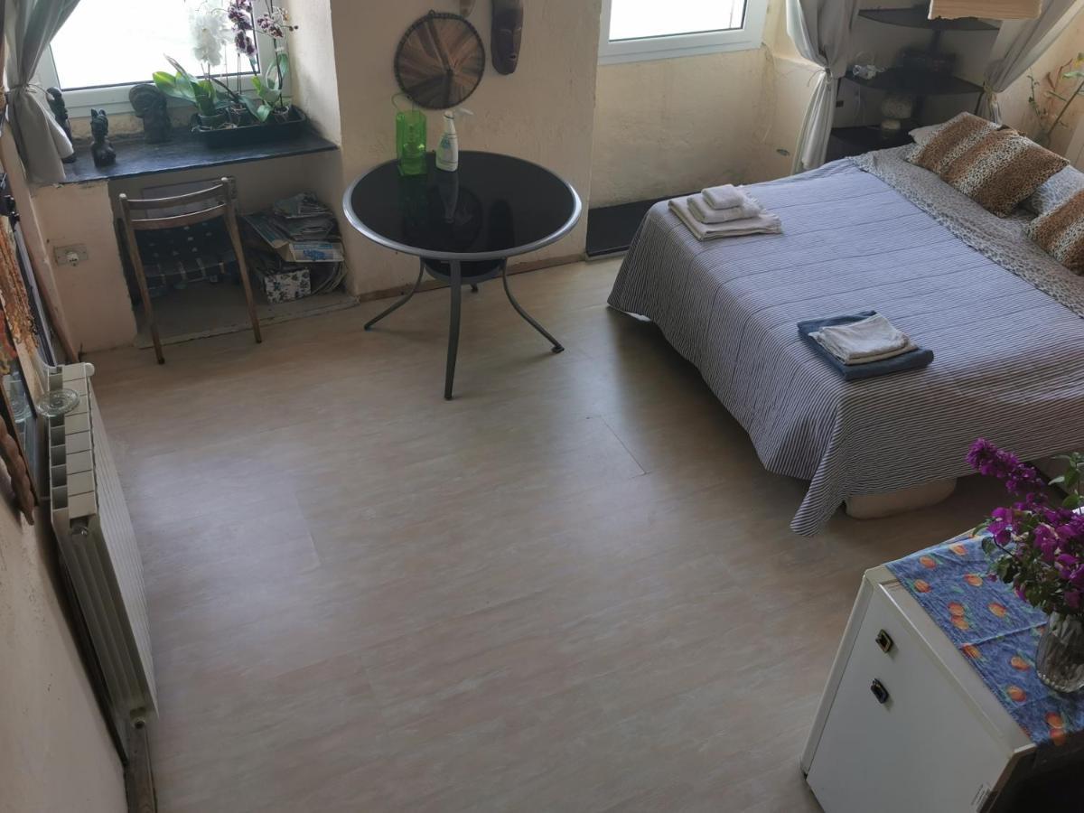 Romantic Casa Lorenzina Affittacamere Ventimiglia Buitenkant foto