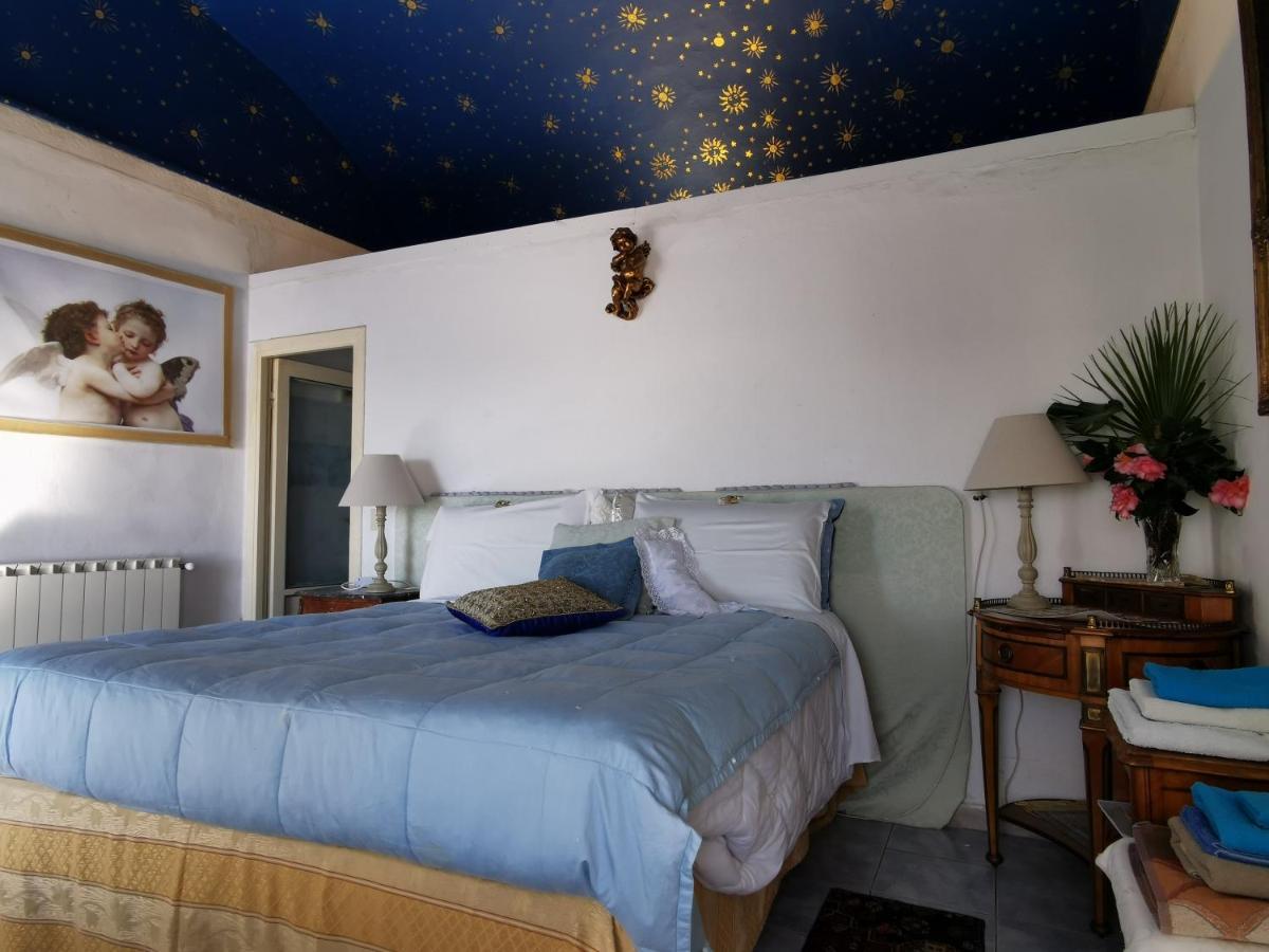 Romantic Casa Lorenzina Affittacamere Ventimiglia Buitenkant foto