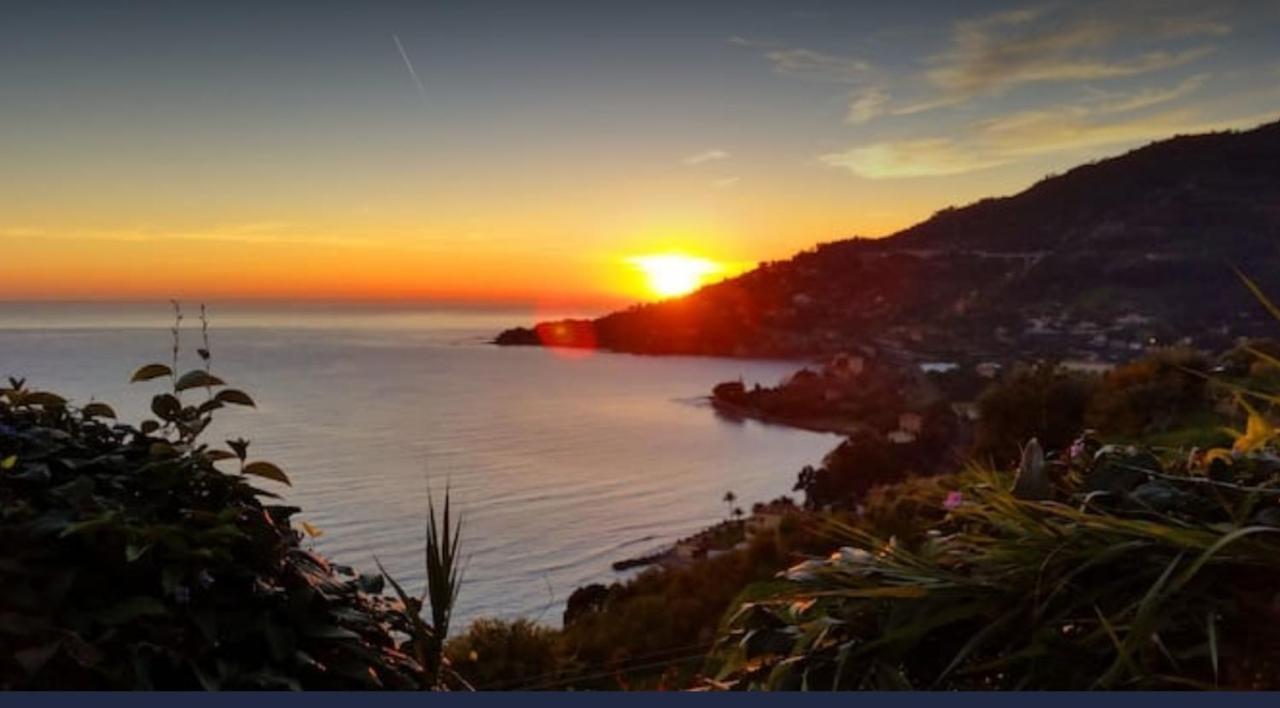 Romantic Casa Lorenzina Affittacamere Ventimiglia Buitenkant foto