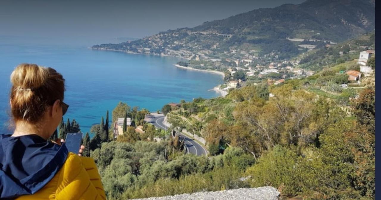 Romantic Casa Lorenzina Affittacamere Ventimiglia Buitenkant foto