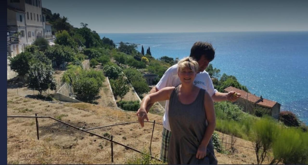 Romantic Casa Lorenzina Affittacamere Ventimiglia Buitenkant foto