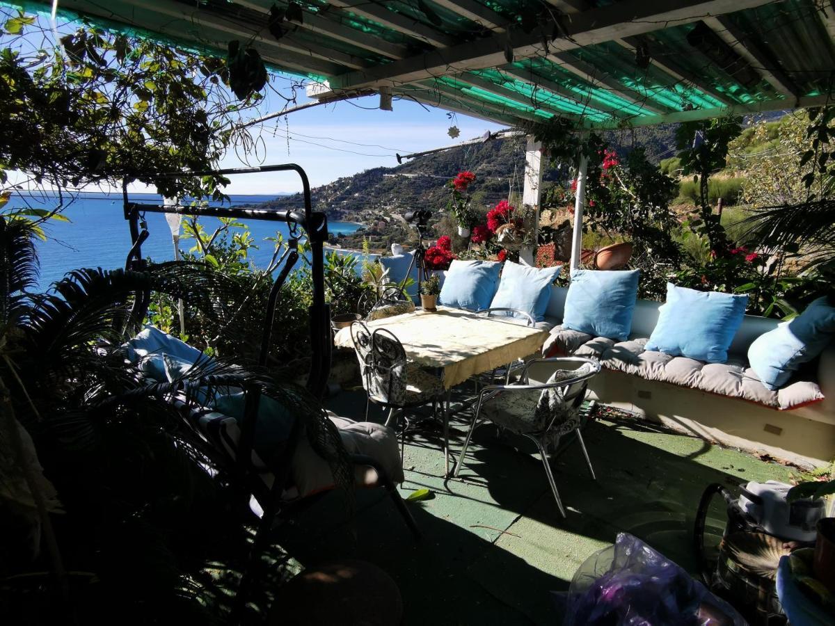 Romantic Casa Lorenzina Affittacamere Ventimiglia Buitenkant foto